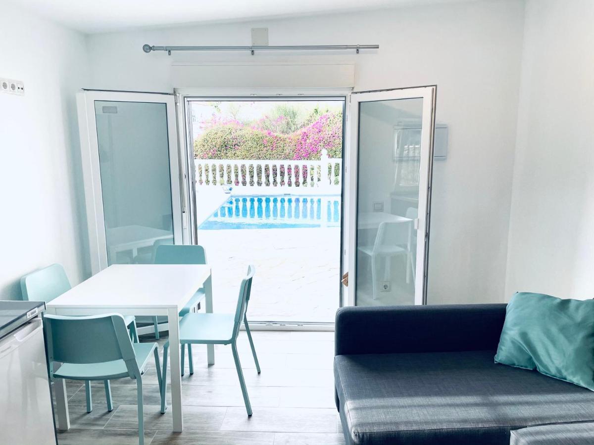 Super Exclusive Bungalow เบนัลมาเดนา ภายนอก รูปภาพ